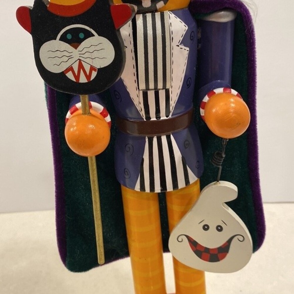 Very Rare Bombay Halloween Wooden Pumpkin 🎃 Nutcracker 15” Tall 5” Wide - Picture 10 of 16